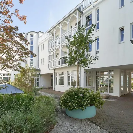 Appartement In Mit Hund Und Balkon *
